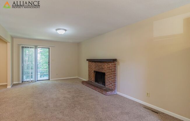 3 beds, 1.5 baths, 1,456 sqft, $1,290, Unit 2025