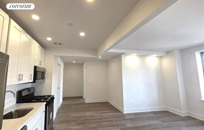 2 beds, 2 baths, $7,000, Unit 9M