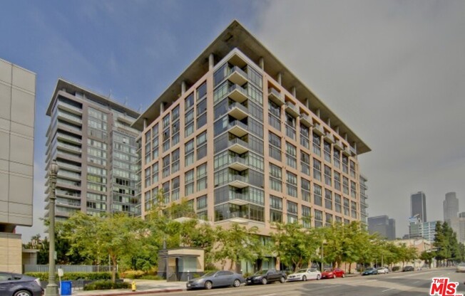 1 bed, 1 bath, 1,100 sqft, $2,850, Unit 506