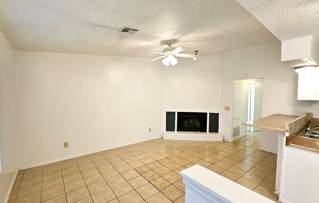 Three Bedroom Close to Tinker