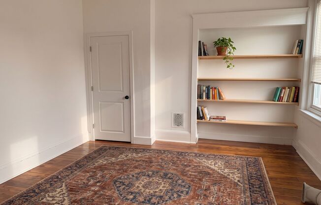 Old charm mixed with new finishes. Beautiful 3BR house is available NOW!