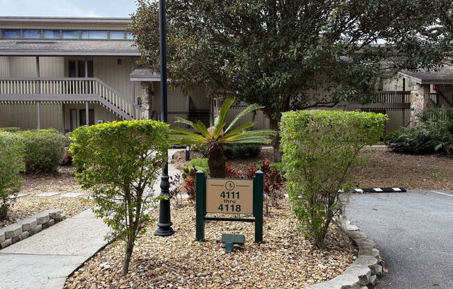 Move-In Ready! Furniture Optional! Charming 2-Bed 2-Bath 2nd Floor Condo in Grenelefe Community!