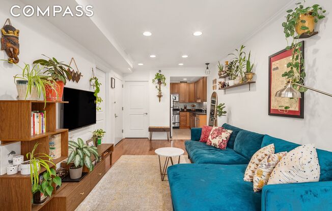 111 W 113 ST