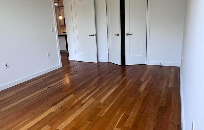 123 Parkside Ave.