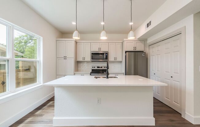 3702 Tower View Ct Unit A