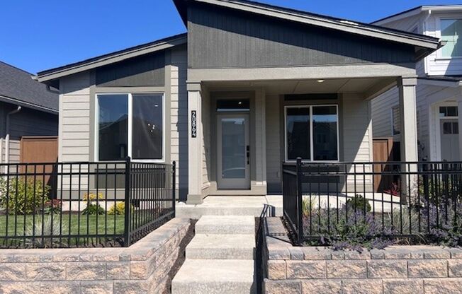 New Construction 3 Bedroom + Bonus Room in Bend's Newest Neighborhood!