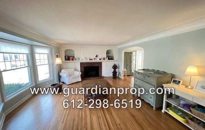 Highland Park House Available December 1st, Updated Kitchen & Baths, HW Floors, Lower Family Room, Sunroom, Fenced Yard