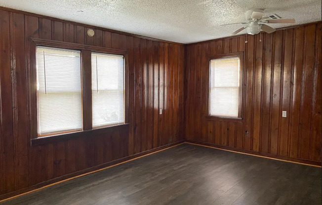 House For Rent - 1185 Oregon Ave, Beaumont, TX 77705