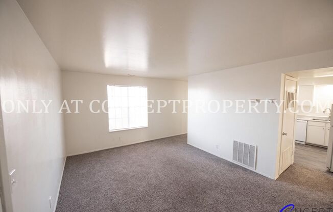2 beds, 1 bath, 920 sqft, $1,299, Unit 30