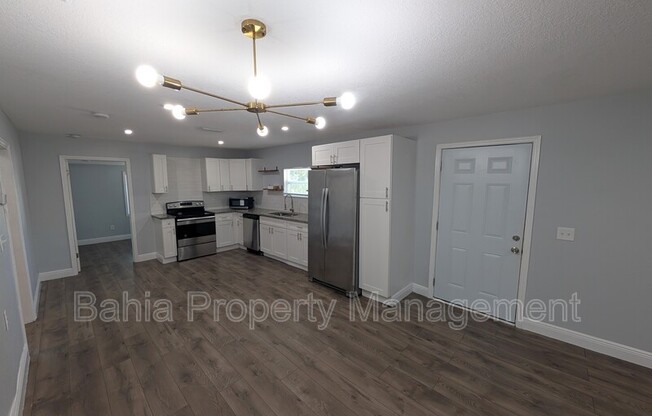 1608 E NEW ORLEANS AVE