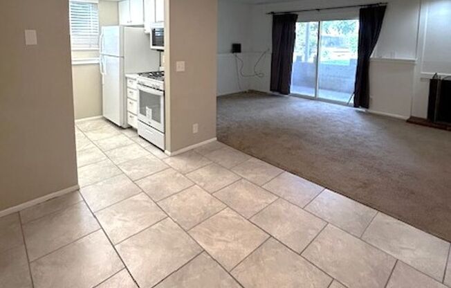 2 beds, 1 bath, $1,500, Unit # 29D