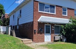 Gorgeous 2BR Unit in Far Northeast of Philadelphia.