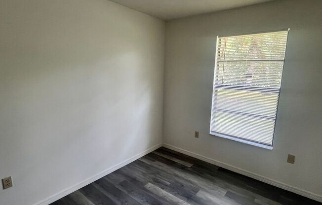 279 WEBBWOOD AVE