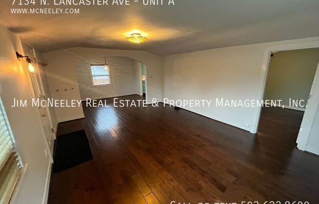 7134 N LANCASTER AVE