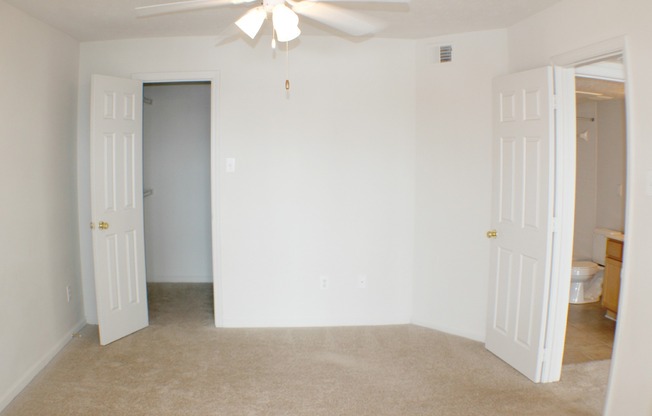 1 bed, 1 bath, 671 sqft, $1,209, Unit 2-2302