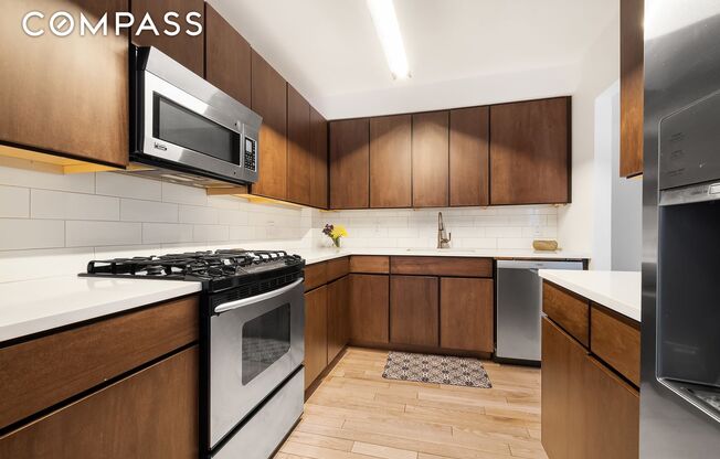 163 SAINT NICHOLAS AVE