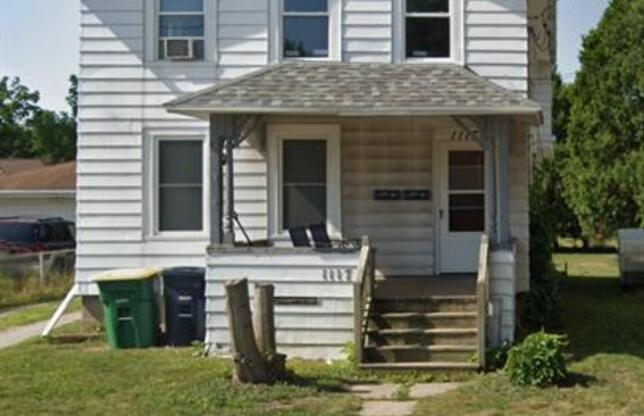 2 beds, 1 bath, $1,195