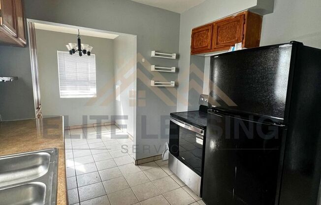 1305 SW Clay St.