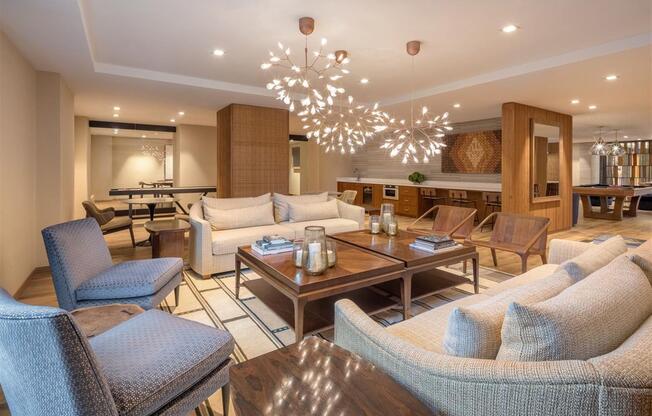 2 beds, 1 bath, 667 sqft, $5,152, Unit 19C