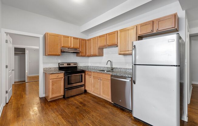 2 beds, 1 bath, 696 sqft, $1,995, Unit 1456-G8