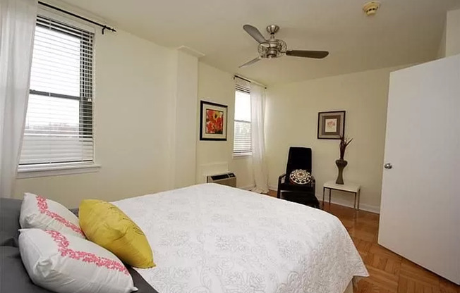 Condo For Rent - Art Museum/Fairmount