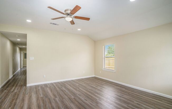 Updated 3/1 with Granite Counter Tops and Refrigerator Included!