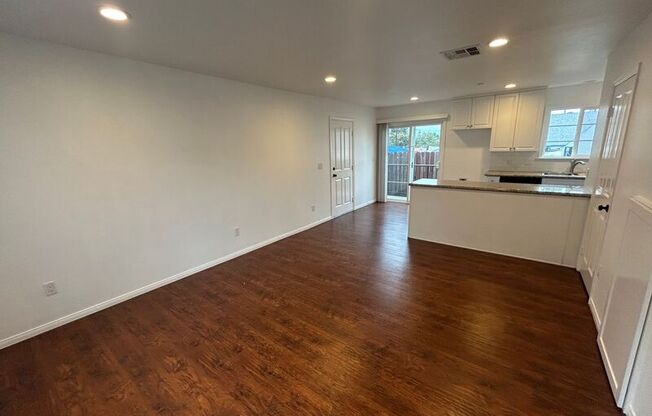 4631 4645 VERDUGO RD