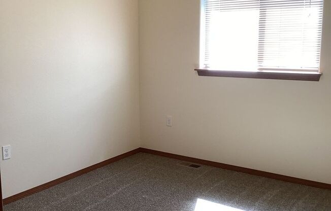 3 beds, 2.5 baths, 1,514 sqft, $1,795, Unit 02-902GA
