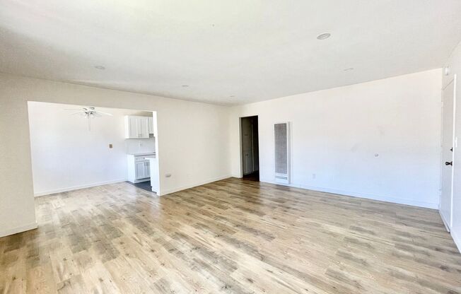 3175 Quartz Ln. (5 Units)