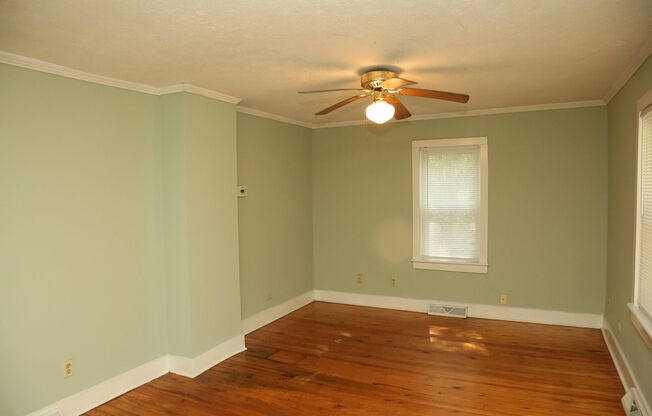 124 Buck Mountain Road | 2 Bedroom Cottage In Earlysville