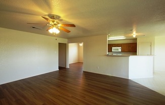 4 beds, 2 baths, $1,700