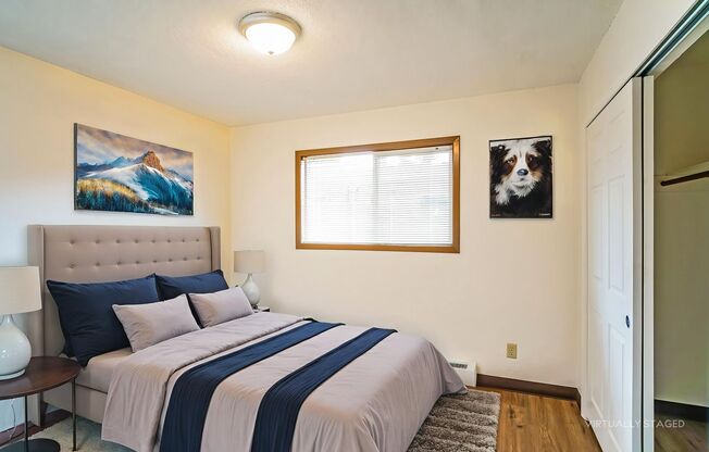 2 beds, 1 bath, 800 sqft, $1,175, Unit 819