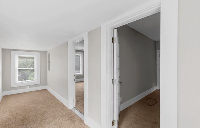 2 beds, 2 baths, 892 sqft, $1,350, Unit 1