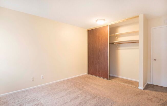 Bay Pointe Apartments