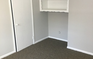 2 beds, 1 bath, $1,460, Unit 5