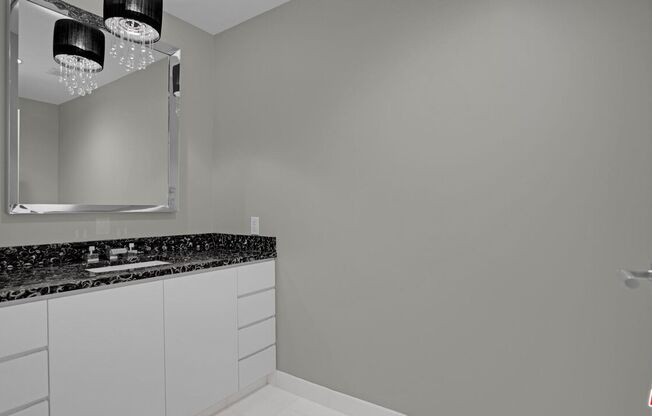1 bed, 2 baths, 1,390 sqft, $6,195, Unit 39C