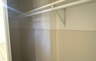 Studio, 1 bath, 400 sqft, $1,800, Unit 01