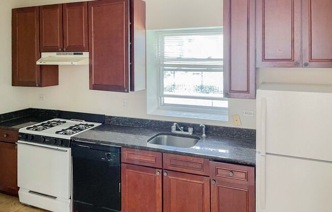 1 bed, 1 bath, 545 sqft, $1,935, Unit 3924-2W