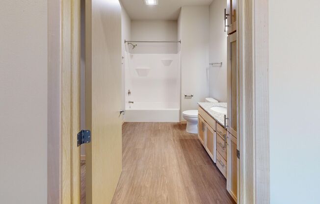 1 bed, 1 bath, 816 sqft, $1,855, Unit #520