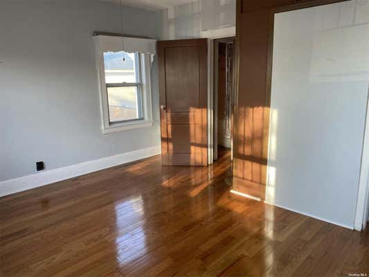 3 beds, 1 bath, $3,100, Unit 2