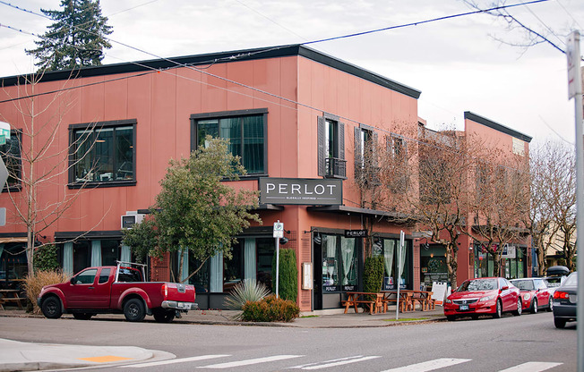 Perlot Store