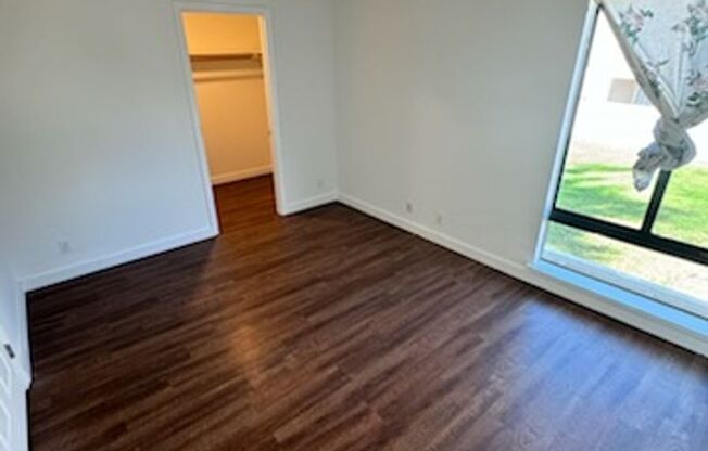 3 Beds 1 & 1/2 Bath Available NOW!!!!!