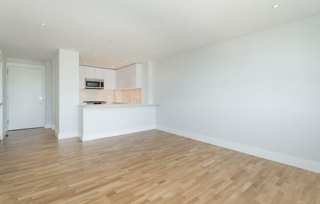 1 bed, 1 bath, 632 sqft, $3,125, Unit 12K
