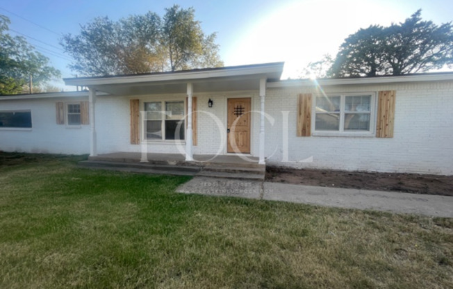 3 BED 3 BATH NEAR TTU