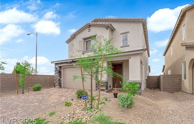 New Construction! Immaculate, 4 bed, 3 bath home in Sunrise Mountain