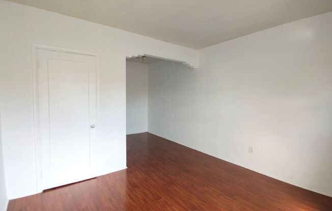 Studio, 1 bath, $1,200, Unit 1565 SW 6th St #6