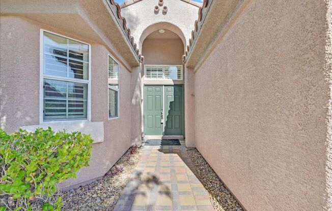 Beautiful Single-Story 3 Bedroom Home in The Vistas at Summerlin!