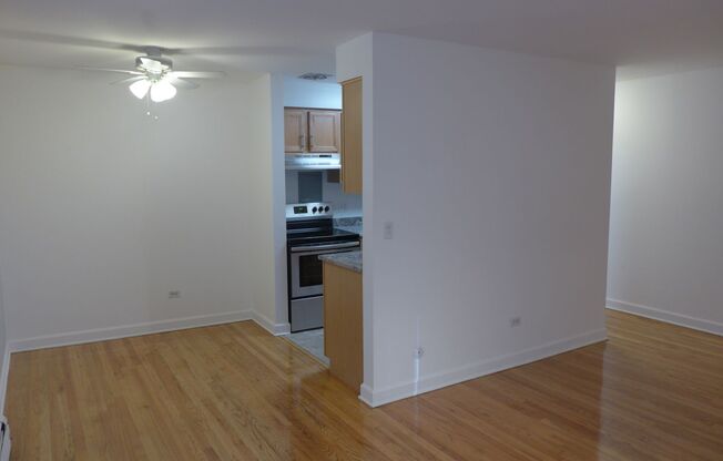 1 bed, 1 bath, 650 sqft, $1,450