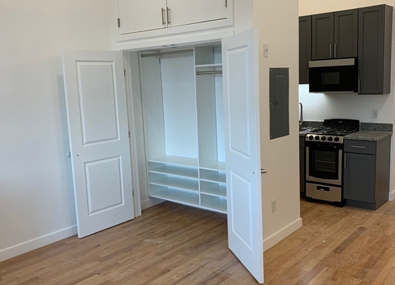 Studio, 1 bath, $1,650, Unit 502