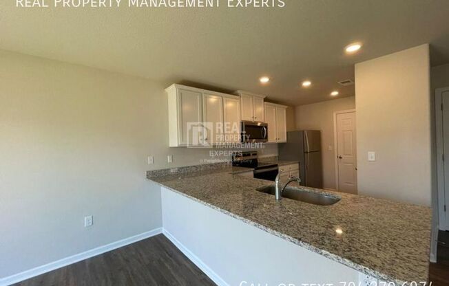 3 beds, 2.5 baths, 1,679 sqft, $1,895